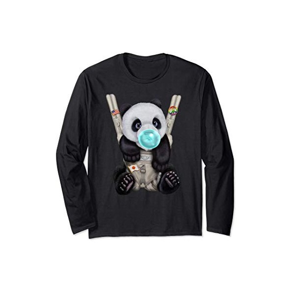 Chewing-gum de Panda géant dans un porte-bébé Manche Longue