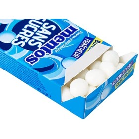 Mentos - Minis Bonbons Mentos Sans Sucres à la Menthe, Tendres et Croquants - Goût Rafraîchissant - Boite Refermable à Emmene