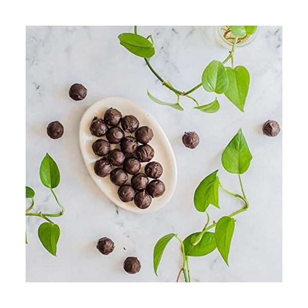 Boîte de 1kg de"Hayley" - Truffe au Chocolat Noir et Praline - Boîte de Chocolats