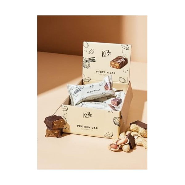 KoRo - Barre protéinée bio vegan Salty Peanut 12 x 50 g - Combinaison de cacahuètes et pincée de sel - Enrobée de chocolat no