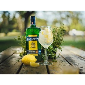 Becherovka Morava Carlsbader Liqueur 70 cl