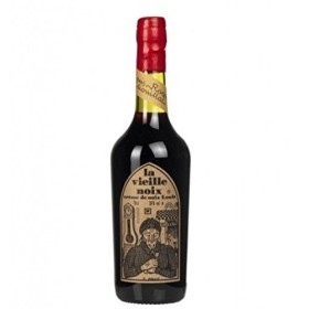 eau de vie la vieille noix bouteille tradition 35 cl presente en etui louis roque