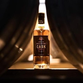 Rhum Bologne - Rhum Agricole de la Guadeloupe - Cask Matured Elevé en fûts de chêne - 42% 1 x 0.7L 