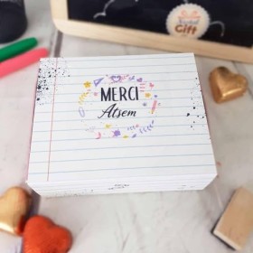 NostalGift.com - Boîte de chocolat - Cœur chocolat fourrés x20 - "Merci Atsem" - Collection florale